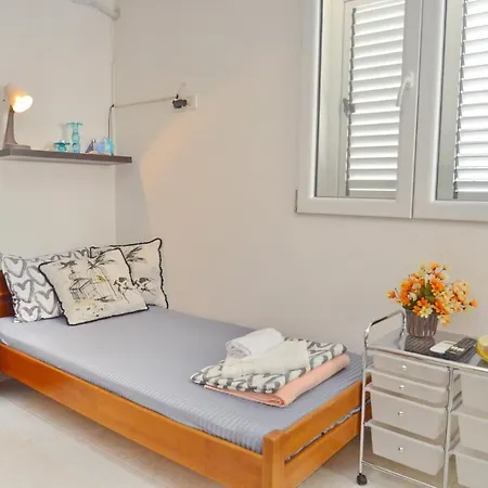 Sun Ray Apartments Tivat Exterior photo